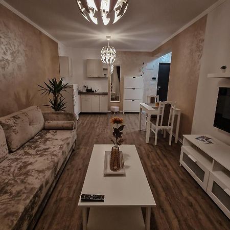 Immocity Oradea Exteriér fotografie